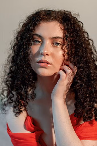Lilla Crawford