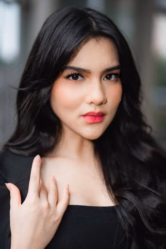 Davina Karamoy