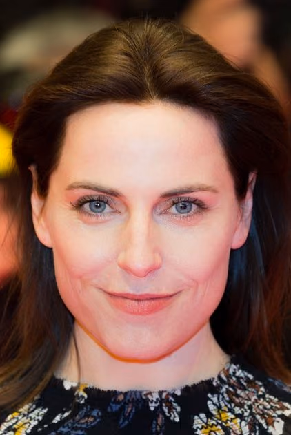 Antje Traue