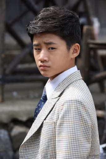 岳训宇