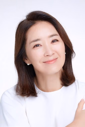 윤유선