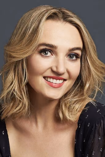 Chloe Fineman